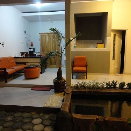 Pendowo Huis Guest House Yogyakarta Dış mekan fotoğraf