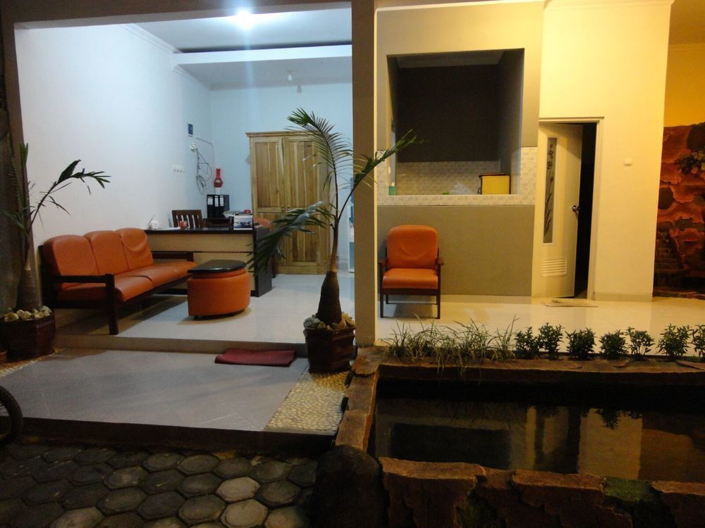 Pendowo Huis Guest House Yogyakarta Dış mekan fotoğraf